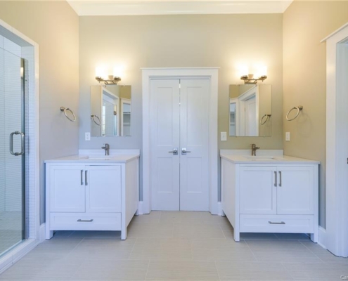 Parkwood Floor Plan, East Towne Village, Rock Hill, SC - Master Bath